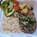 Comida del día proteína, verduras y guarnición