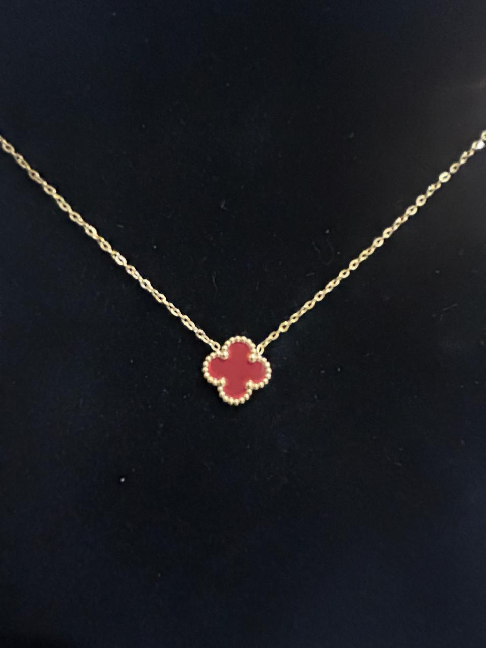 Collar de Flor rojo